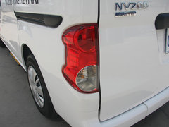 2011款 1.6L 手动 尊雅型 7座