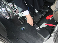 2011款 1.6L 手动 尊雅型 7座