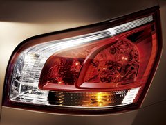 2011款 1.5L 手動 舒適型