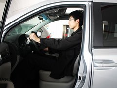 2011款 2.7L 自动 舒适版 7座