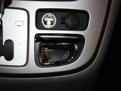 2011款 2.7L 自动 舒适版 7座