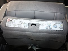 2011款 2.7L 自动 舒适版 7座
