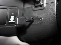 2011款 2.7L 自动 舒适版 7座