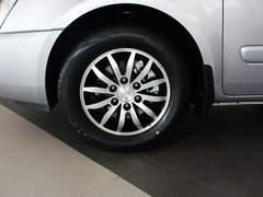 2011款 2.7L 自动 舒适版 7座