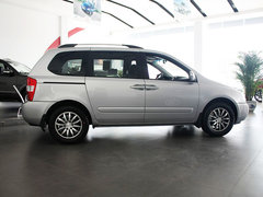 2011款 2.7L 自动 舒适版 7座