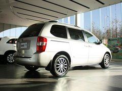 2011款 2.7L 自动 舒适版 7座