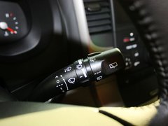 2011款 2.7L 自动 舒适版 7座