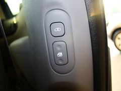 2011款 2.7L 自动 舒适版 7座
