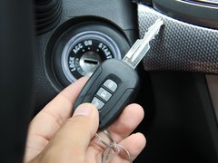 2011款 2.4L 自动 豪华型 7座