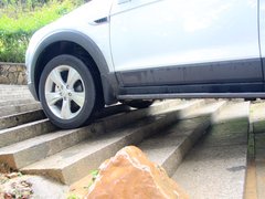 2011款 2.4L 自动 豪华型 7座