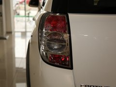 2011款 2.4L 自动 豪华型 7座