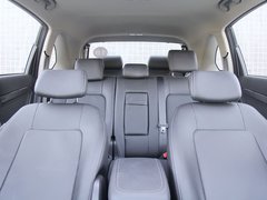 2011款 2.4L 自动 豪华导航型 7座