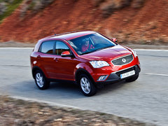 2011款 2.0T 手动 两驱舒适导航版 5座