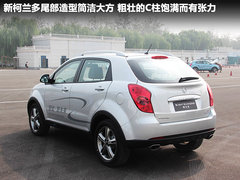 2011款 2.0T 手动 两驱舒适导航版 5座