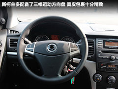 2011款 2.0T 手动 两驱舒适导航版 5座