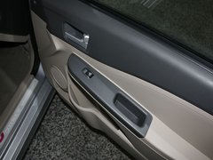 2011款 1.5L 手动 优悦型