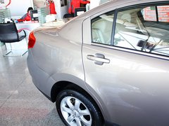 2011款 1.5L 手动 优悦型