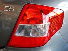 奇瑞E5 2011款 1.5L 手动 优悦型