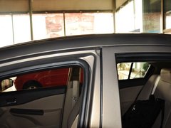 2011款 1.5L 手动 优悦型