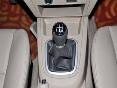 2011款 1.5L 手动 优悦型