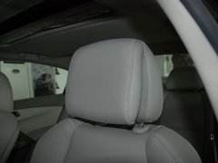 2011款 2.3L 自动 豪华版