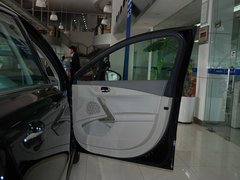 2011款 2.3L 自动 豪华版