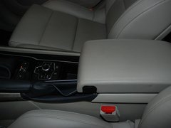 2011款 2.3L 自动 豪华版
