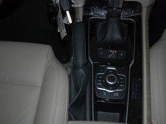 2011款 2.3L 自动 豪华版
