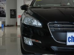 2011款 2.3L 自动 豪华版