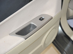 2011款 1.5L 手动 精英型