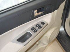 2011款 1.5L 手动 精英型