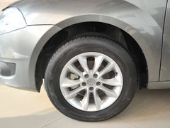 2011款 1.5L 手动 精英型