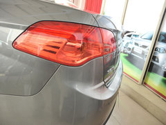 2011款 1.5L 手动 精英型
