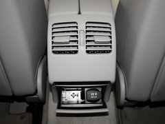 2011款 C200 1.8T CGI优雅型