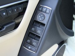 2011款 C200 1.8T CGI时尚型