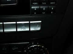 2011款 C300 3.0L 时尚型