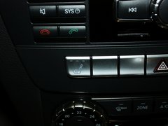 2011款 C300 3.0L 时尚型