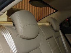 2012款 550S 1.8L 手动 启逸版