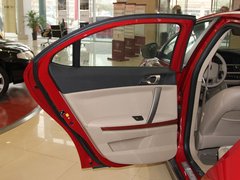 2012款 550S 1.8L 手动 启逸版