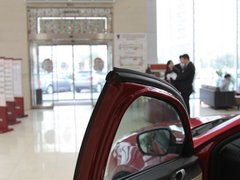2012款 550S 1.8L 手動(dòng) 啟逸版