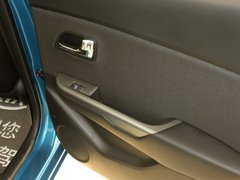 2011款 1.4L 手动 TOP