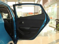 2011款 1.4L 手动 TOP