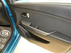 2011款 1.4L 手动 TOP
