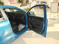 2011款 1.4L 手动 TOP