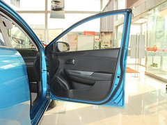 2011款 1.4L 手动 TOP