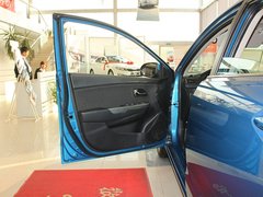 2011款 1.4L 手动 TOP