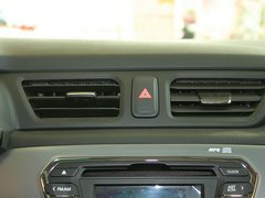 2011款 1.4L 手动 TOP