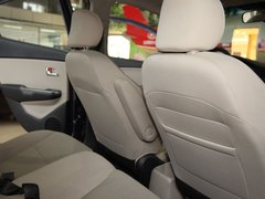 起亚K2 2011款 1.4L 自动 TOP