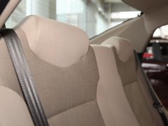 起亚K2 2011款 1.4L 自动 TOP