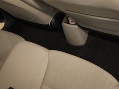 2011款 1.4L 自动 TOP